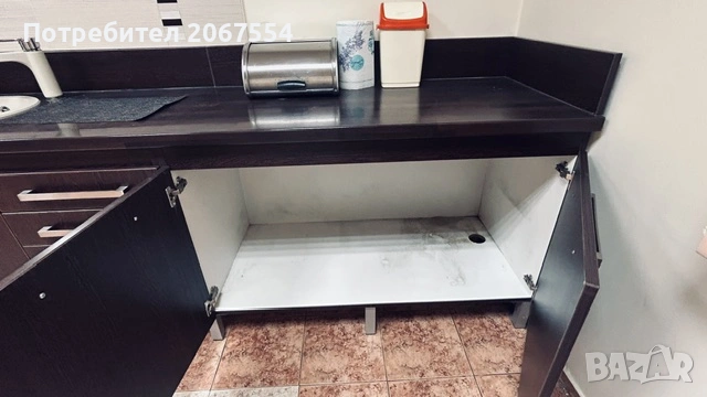 Кухненски плот с шкафове - 270 на 60., снимка 3 - Шкафове - 54046593