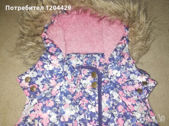 Грейка / елек на TU, 122 - 128 размер, 7-8 г., снимка 4 - Детски якета и елеци - 30548052