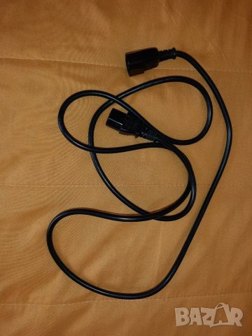 Захранващ кабел компютър-монитор, снимка 1 - Кабели и адаптери - 29290175