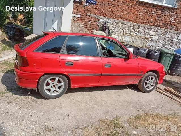 продава се, снимка 4 - Автомобили и джипове - 53192333