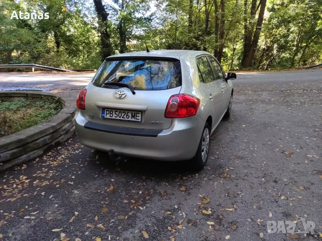 Toyota Auris 1.6 с газова уредба, снимка 9 - Автомобили и джипове - 56543459