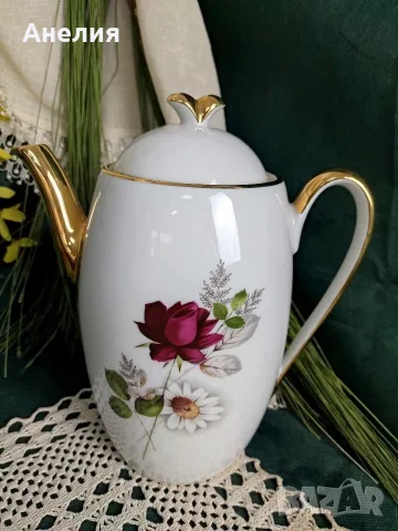 Чайник и каничка от Франция бордо роза, снимка 3 - Чаши - 55944662