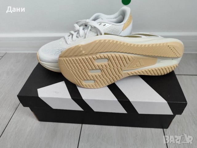 адидас маратонки стелка 22см 35/36н, снимка 2 - Детски маратонки - 52561983