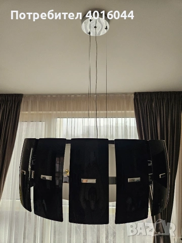 Класически висящ полилей в черен цвят от стъкло и пластмаса, снимка 3 - Лампи за таван - 53262926