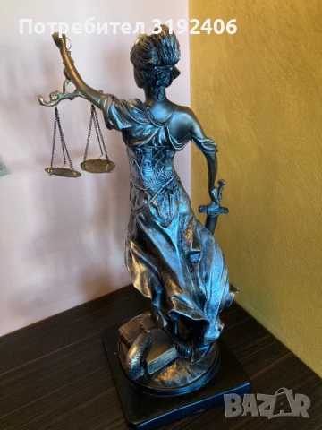 Статуетка Темида, снимка 2 - Статуетки - 50459714