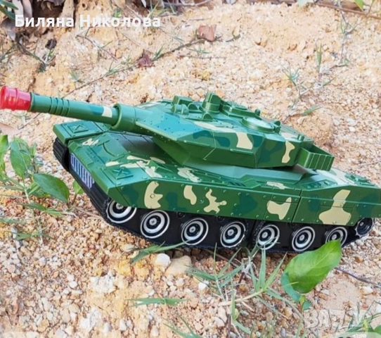 Трансформируем танк, бронирана кола, работещ с батерии робот, снимка 4 - Играчки за стая - 52579260