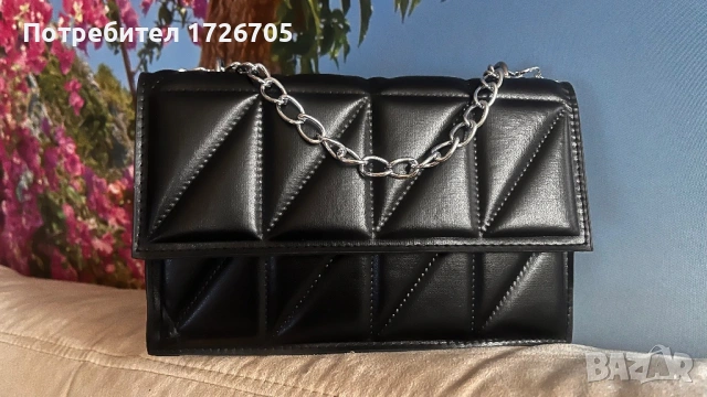Нова дамска черна чанта , снимка 4 - Чанти - 54357796