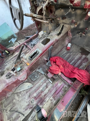 Suzuki vitara 1.6, снимка 13 - Автомобили и джипове - 51861616