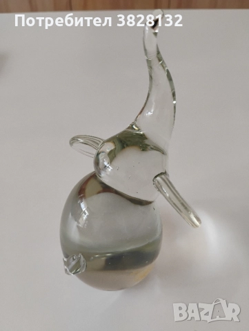 Преспапие стъклен слон, снимка 2 - Антикварни и старинни предмети - 51677410