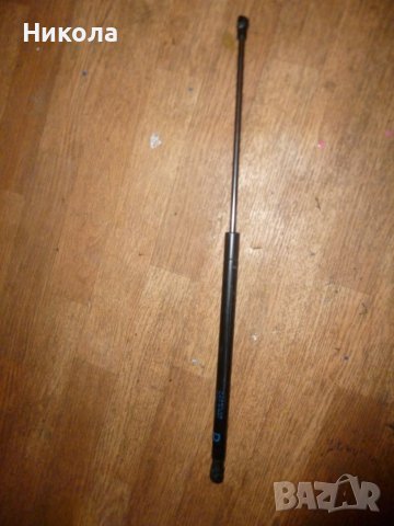 Амортисьор заден капак/стъкло Пежо 107