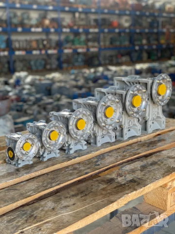 Червячен редуктор 063, Ф25, снимка 3 - Други машини и части - 51164350