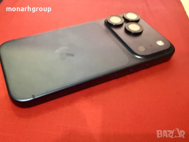 Телефон Iphone 17 Pro /256GB/брой цикли 31/+кейс, снимка 8 - Apple iPhone - 55794736