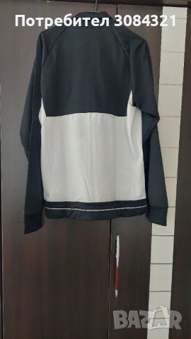 Ново мъжко горнище Adidas- M, снимка 2 - Спортни дрехи, екипи - 53232236