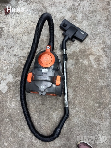 Прахосмукачка Solac, снимка 2 - Прахосмукачки - 52010586