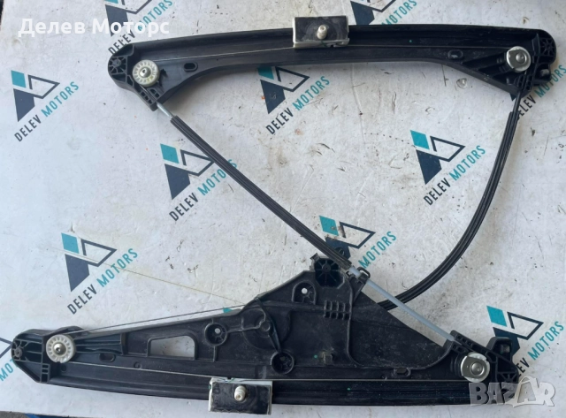 Преден десен стъклоповдигвач 9810488880 от Peugeot 5008, 1.6 BlueHDI, automatic, 120 ph.