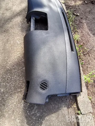 Арматурно тъбло за Toyota Avensis D-4D - 2005, снимка 3 - Части - 49643331