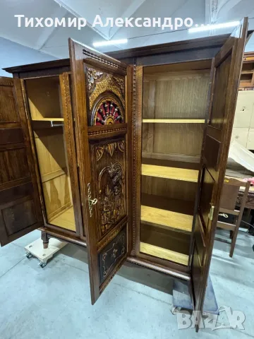Трикрилен гардероб от дъбов масив, снимка 12 - Гардероби - 48112501