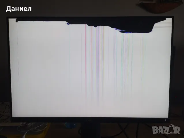 Монитор DELL P2421 с пукнат дисплей , снимка 2 - Монитори - 49786230