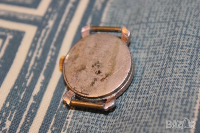 дамски часовник заря без верижка, снимка 4 - Антикварни и старинни предмети - 40835279