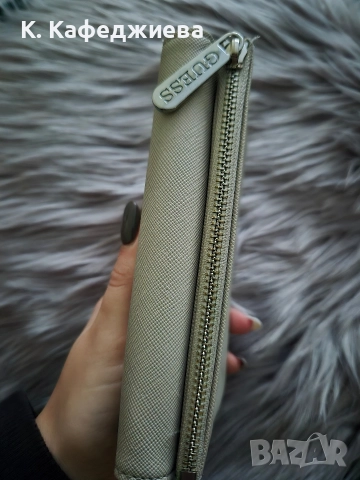 Дамско портмоне Guess, снимка 5 - Портфейли, портмонета - 52562579