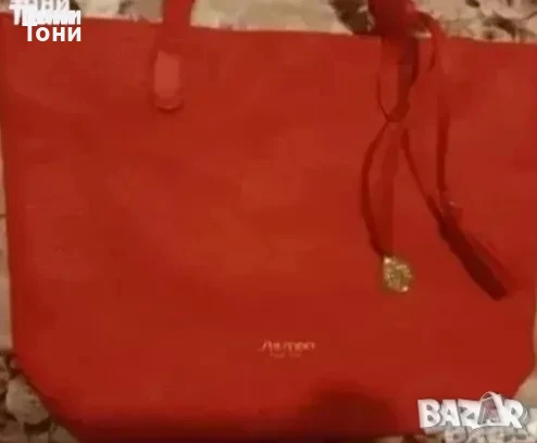 SHISEIDO Оригинал Нова Кожена Дамска Чанта , снимка 3 - Чанти - 51117721