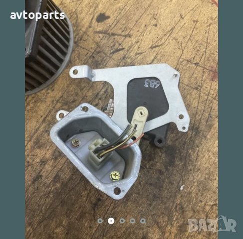 Subaru legacy 1998година 2.0i Мотор реостат и клапа парно, снимка 5 - Части - 40477296