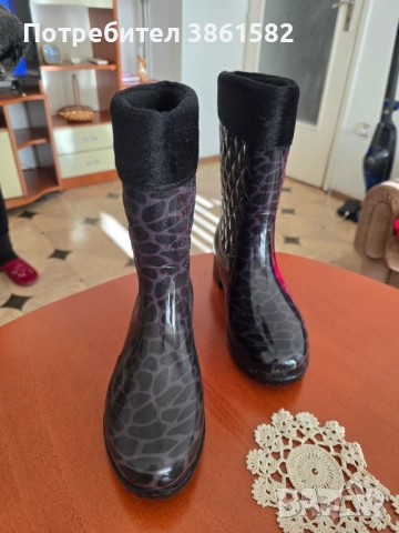 Ботуши гумени с подплата, снимка 2 - Дамски ботуши - 52943302