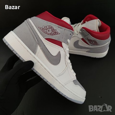 Jordan 1 mid SE Beige Red Past Present Future Нови Оригинални Обувки Размер 41 Кецове Маратонки , снимка 11 - Кецове - 40513436