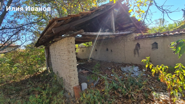 Продава КЪЩА с двор, снимка 4 - Къщи - 52005277