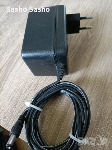 адаптер , снимка 3 - Кабели и адаптери - 54360094