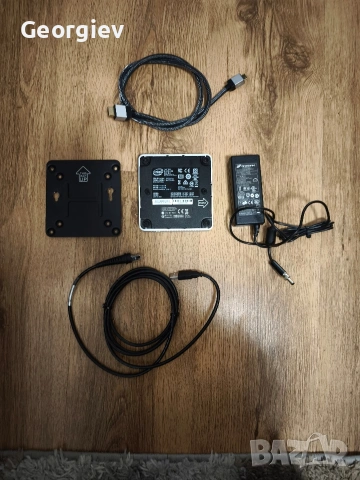 Intel NUC 5i3RYK, снимка 5 - Работни компютри - 53996713
