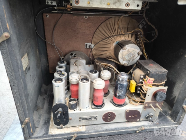 Philips type 695A-20 винтиж радио, снимка 8 - Радиокасетофони, транзистори - 51724952