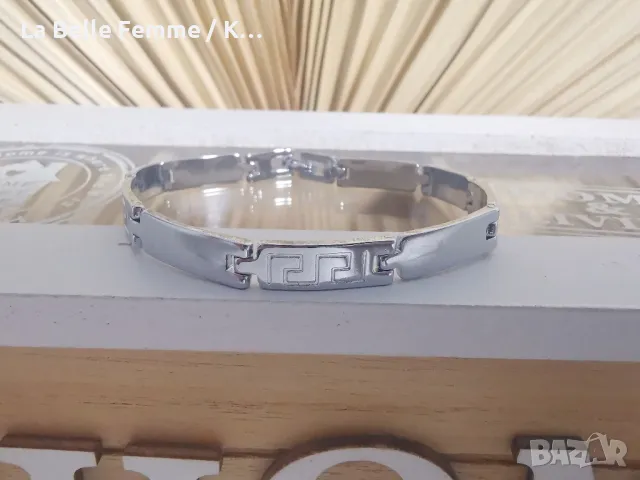 Елегантни гривни от медицинска стомана , снимка 11 - Гривни - 48985396