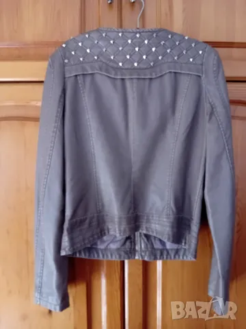 Късо кожено яке, снимка 2 - Якета - 47735369