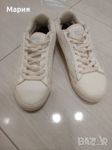 Кецове Адидас, снимка 2 - Кецове - 51407602