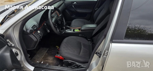 Мерцедес W203 2.2,143кс, снимка 4 - Автомобили и джипове - 52480866