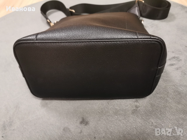 Дамска чанта Mohito, снимка 13 - Чанти - 52092772