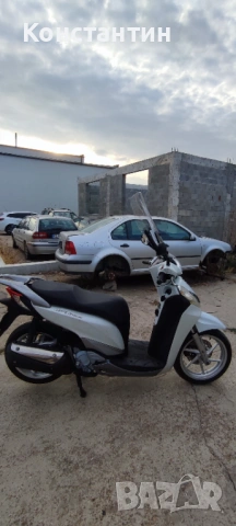 Honda SH300i ABS LED, снимка 2 - Мотоциклети и мототехника - 54356193