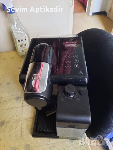 Кафе машини Долче Густо , снимка 13 - Кафемашини - 53357939