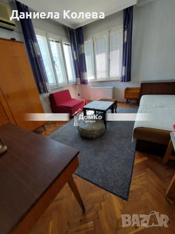 Първи етаж от къща с двор в района над Сити център /Рум/