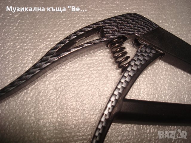 Каподастер за класическа китара, снимка 5 - Китари - 31163355