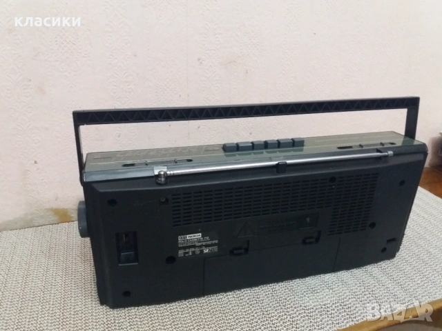 Радиокасетофон ITT NOKIA, снимка 9 - Радиокасетофони, транзистори - 54010267