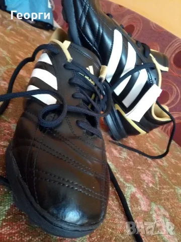 Adidas в черно, бяло и златно за спортивни хора, снимка 12 - Маратонки - 55952923
