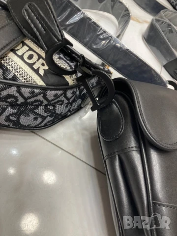 чанти christian dior , снимка 3 - Чанти - 50640339
