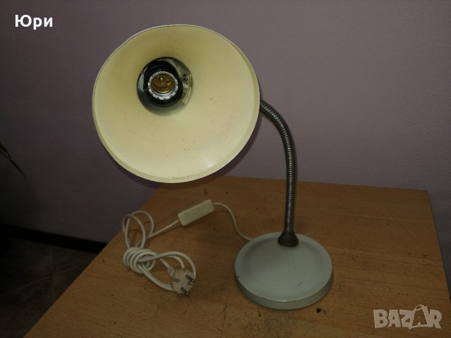 Продавам нова българска настолна лампа, снимка 2 - Настолни лампи - 30955445