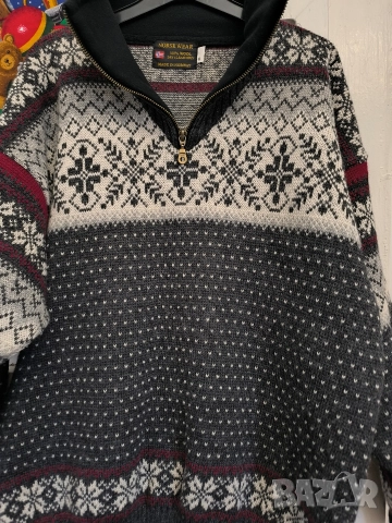 вносен вълнен пуловер Норвегия размер M като нов