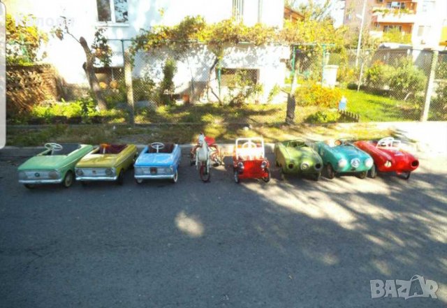 Купувам стара детска метална кола с педали, москвич с педали , снимка 6 - Колекции - 31866978