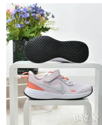 Детски маратонки Nike Revolution 5 PSV  номер 33, снимка 3 - Детски маратонки - 49784072