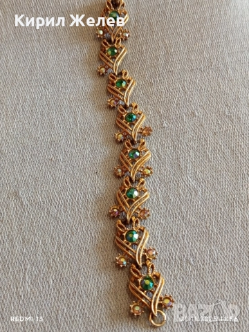 ДАМСКА ГРИВНА БОХЕМИЯ с ЗЕЛЕНИ КРИСТАЛИ с ЕФЕКТ на СЕВЕРНО СИЯНИЕ 51949, снимка 6 - Гривни - 52501231