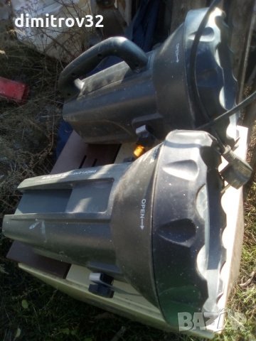 2 броя халогенни лампи, снимка 2 - Лампи за таван - 34917141